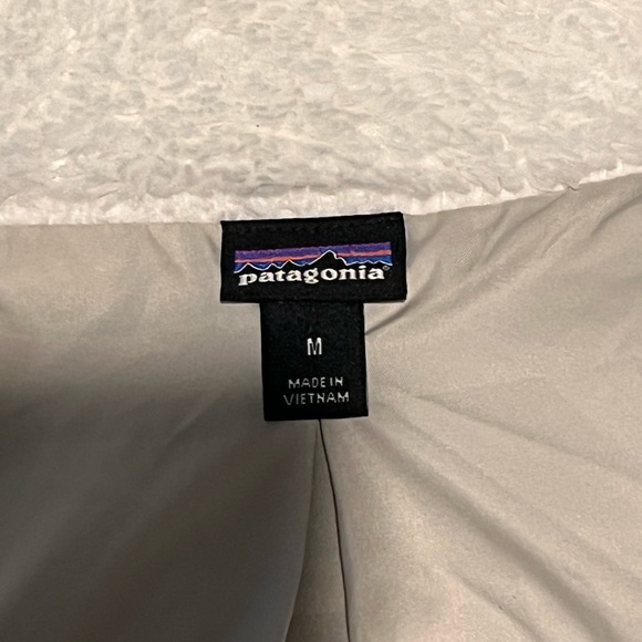 Patagonia - Women's Los Gatos Fleece Vest - Size M - Picture 3 of 4